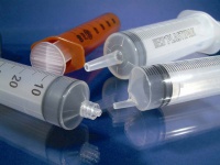 Striekačka Luer-Lok Perfúzna bez ihly na svetlocitlivé látky 50 ml oranžová